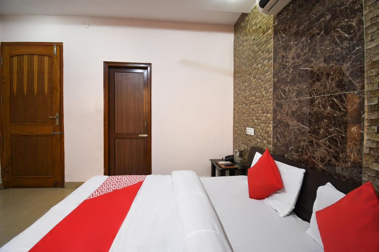 Oyo 67033 Hotel Sahil Plaza Una  Eksteriør bilde